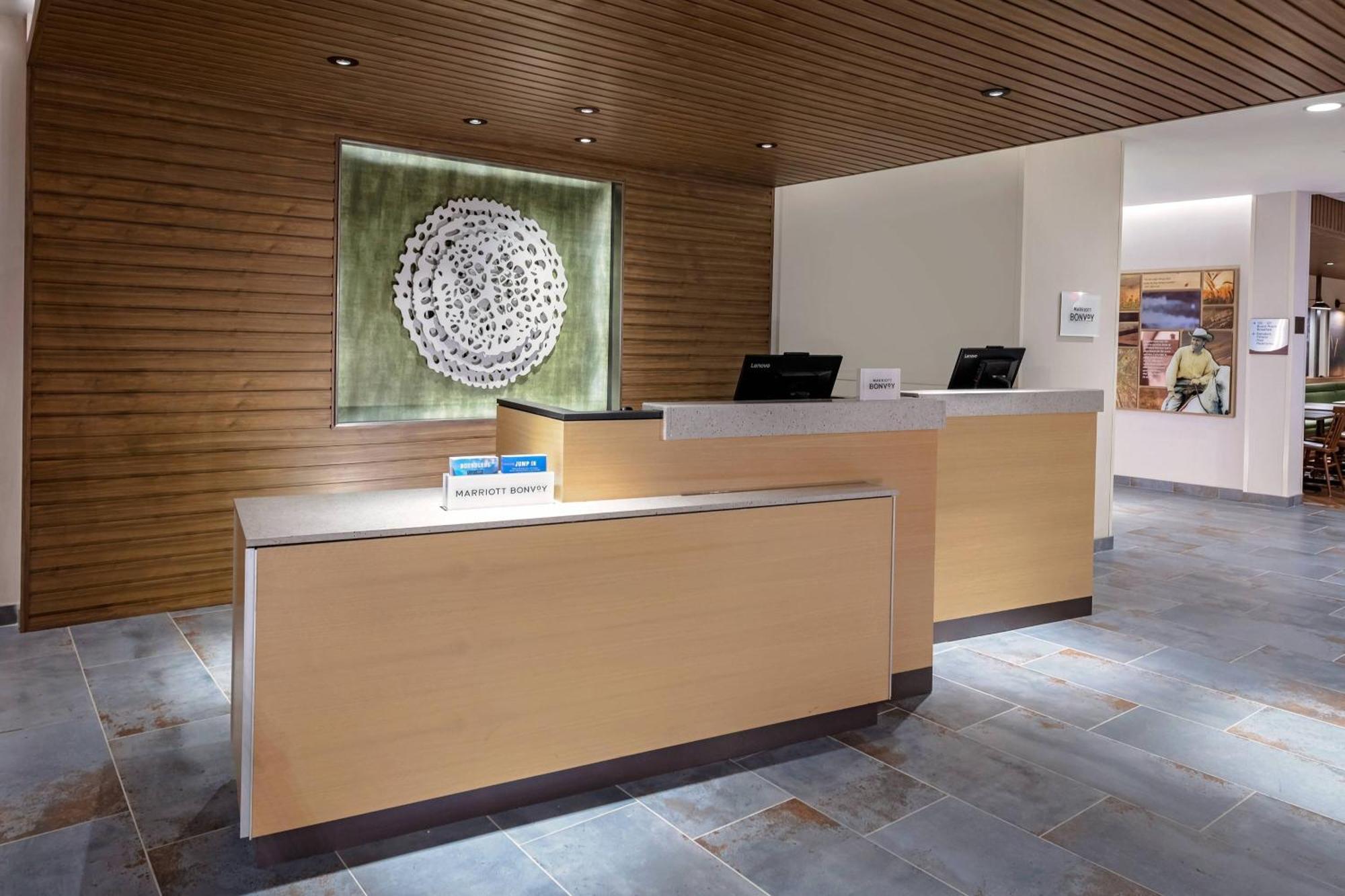 Fairfield By Marriott Port Clinton Waterfront Hotell Exteriör bild