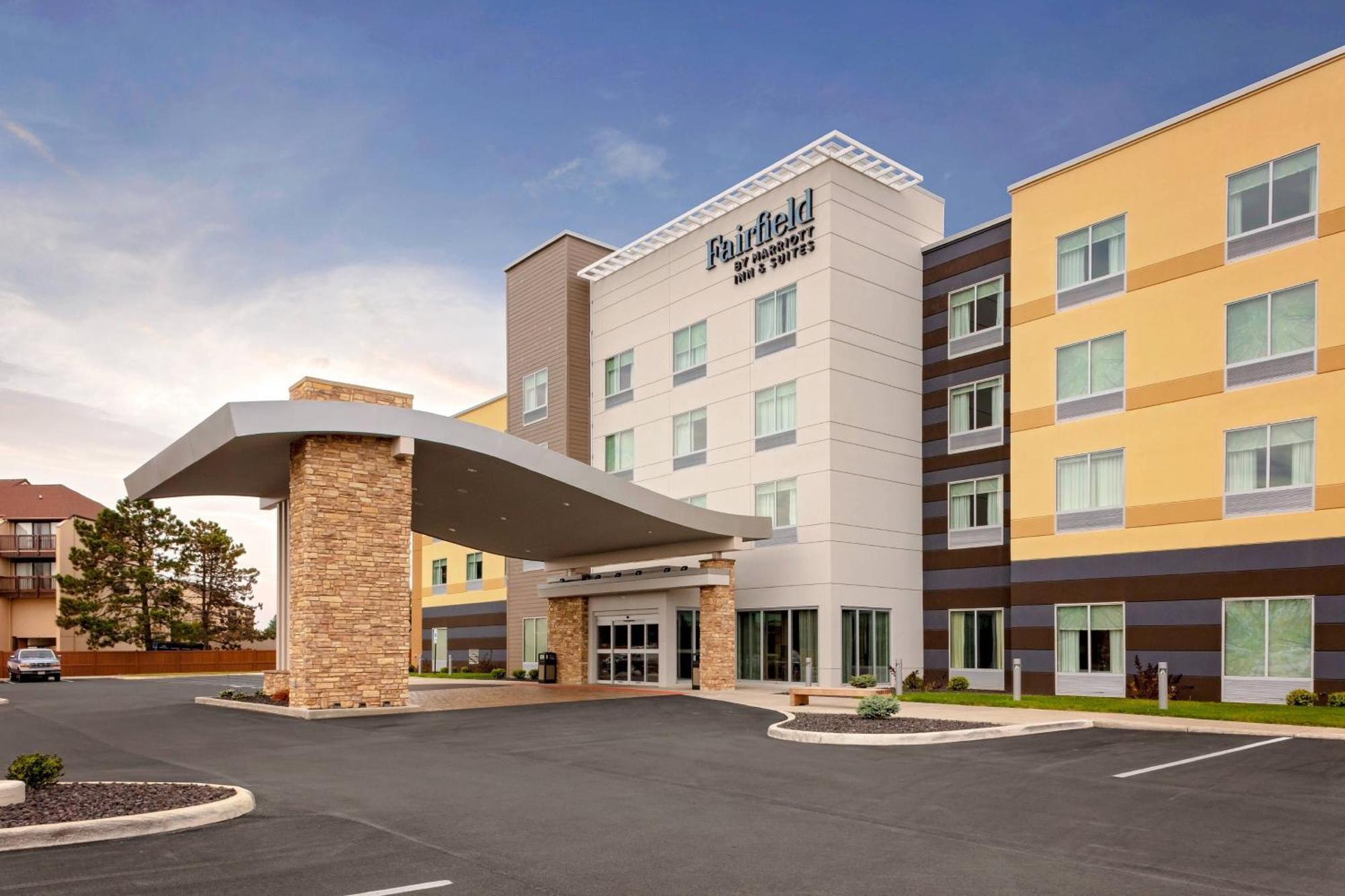 Fairfield By Marriott Port Clinton Waterfront Hotell Exteriör bild